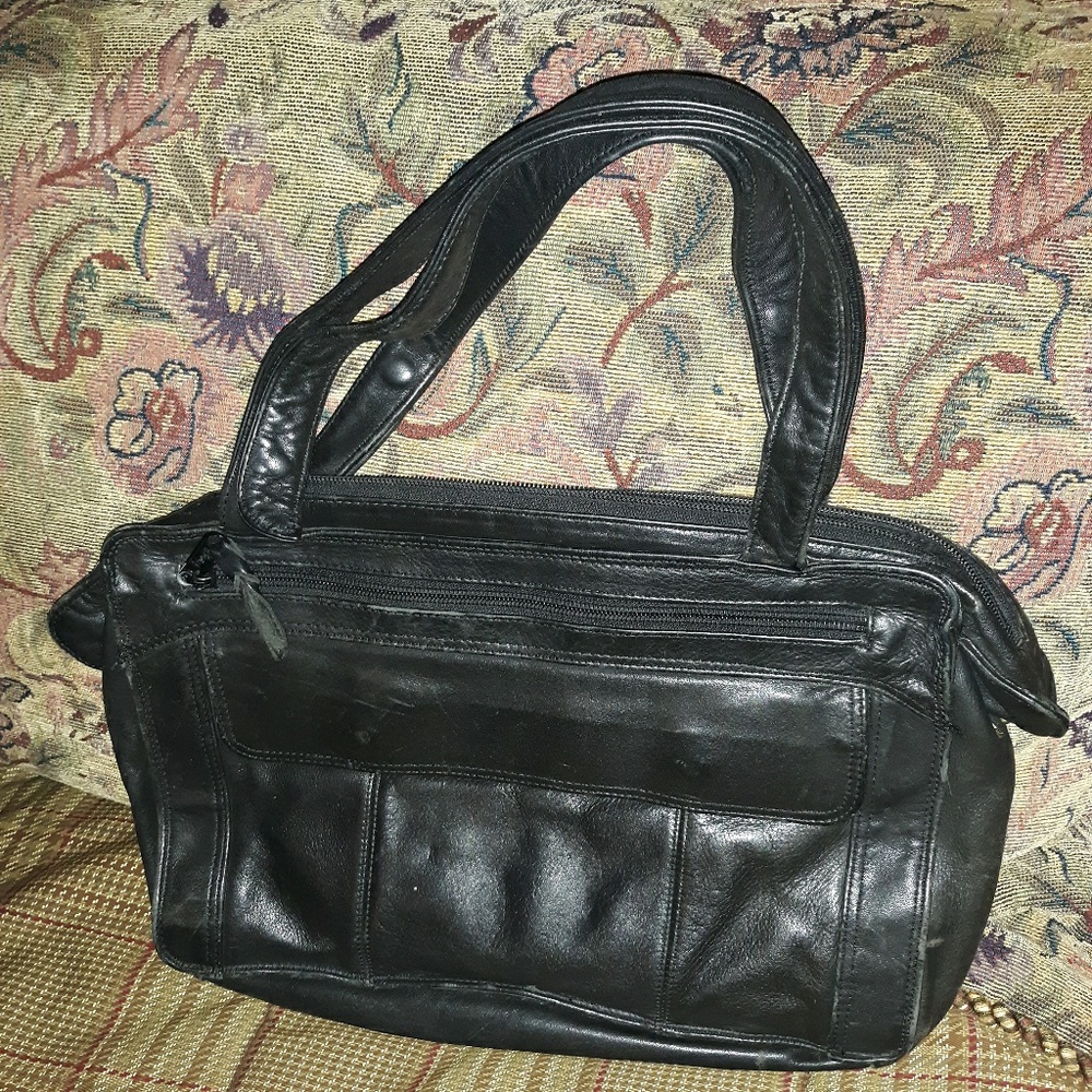 🌺BRIO LEATHER Handbag